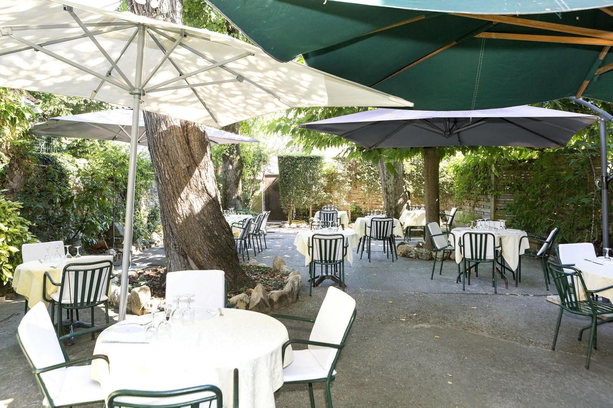 Logis Hotels - Hotel Restaurant Du Midi Revel  Buitenkant foto